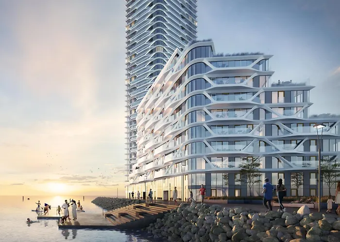 Best Private Seaview Apartment - 2 Balconies, 11Th Floor, Elevator, Friendly Lively Area